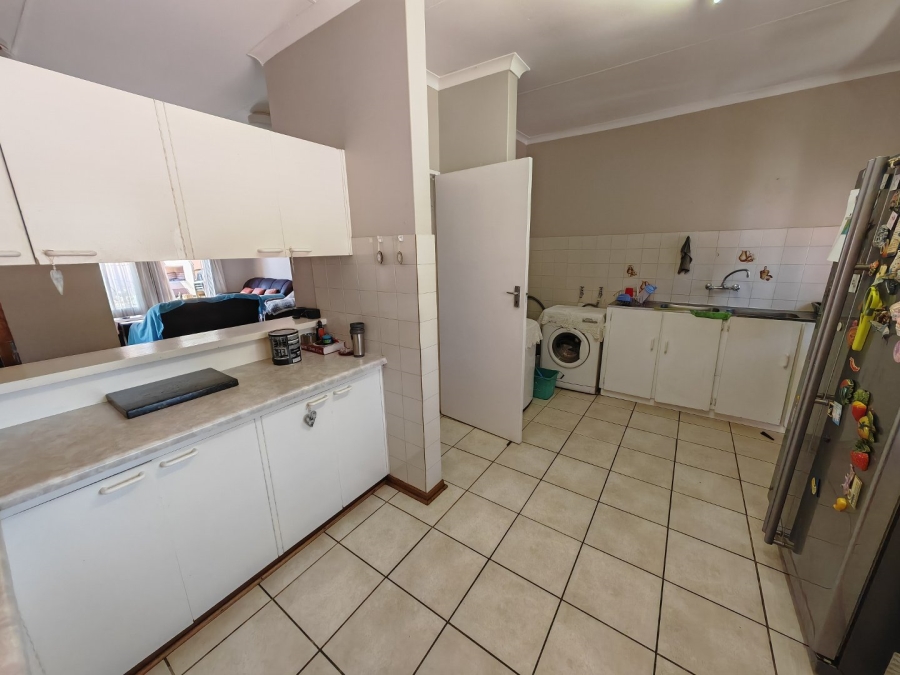 3 Bedroom Property for Sale in Langenhovenpark Free State